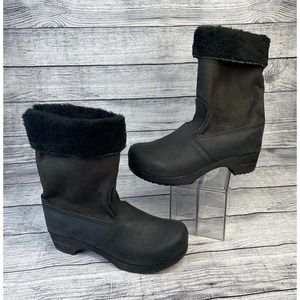 Sanita Women’s Pull On Shearling Lined Suede Clog Winter Boot Black Size 37
